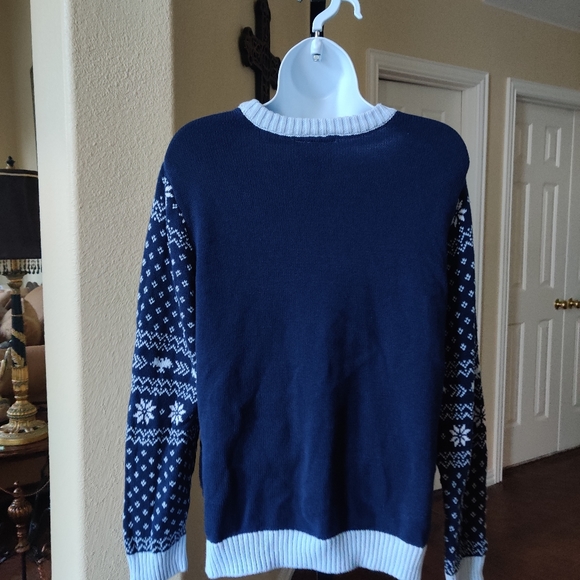 Game of Thrones "Deck the Wall"  UNISEX Sweater - Picture 8 of 8